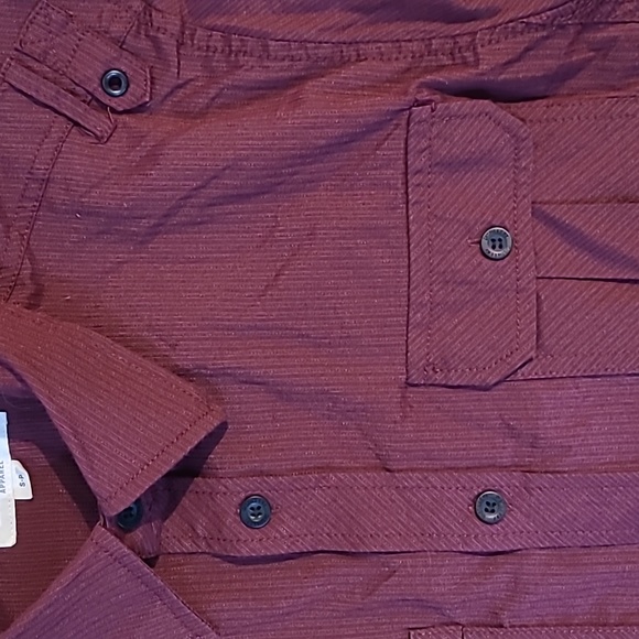 Distillery apparel men's small burgundy button up shirt - Picture 3 of 6